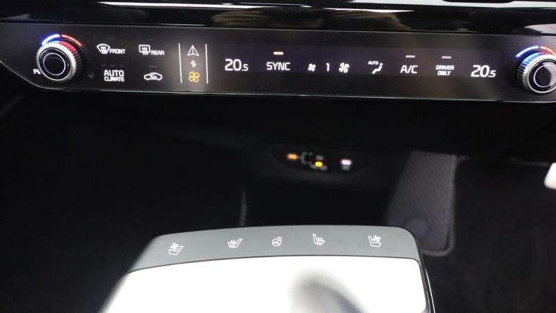 Used Kia EV6 2025 for sale - 77117077: Photo 20