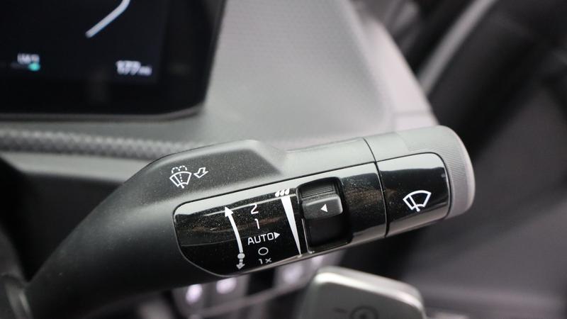 Used Kia EV6 2025 for sale - 77117077: Photo 31