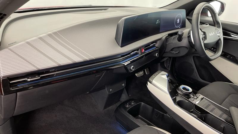 Used Kia EV6 2024 for sale - 77116671: Photo 8