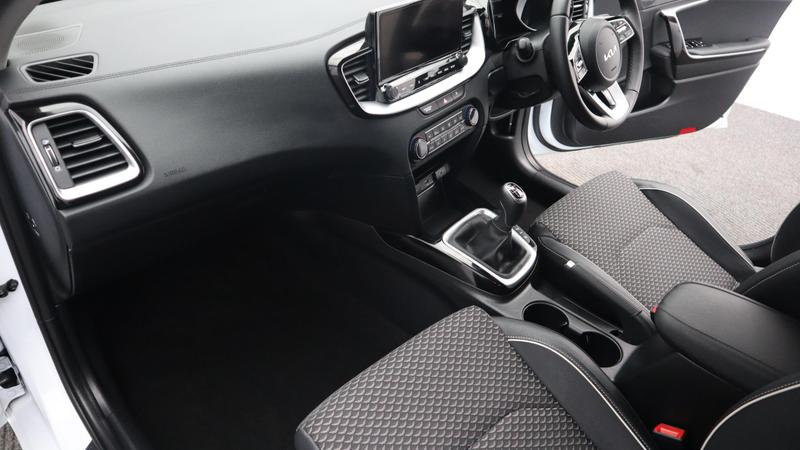 Used Kia Ceed 2023 for sale - 77393886: Photo 10