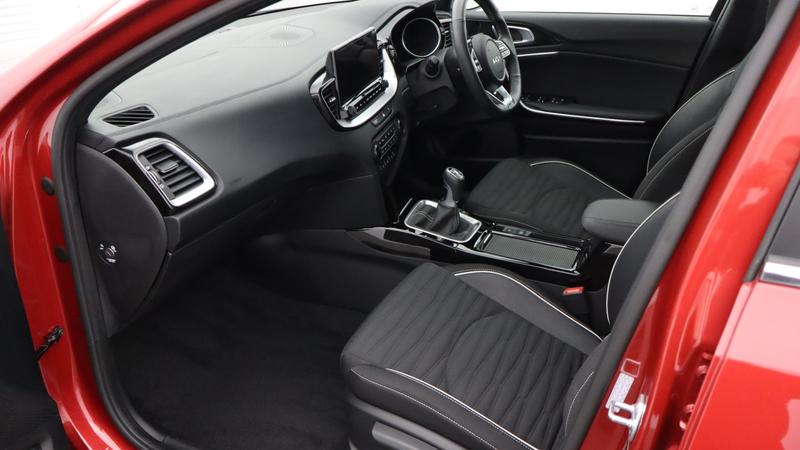 Used Kia Ceed 2025 for sale - 77117489: Photo 10