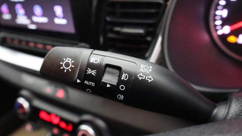 Used Kia Stonic 2021 for sale - 77116643: Photo 22