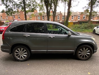 Used Honda CR-V 2010 for sale - 78018530: Photo