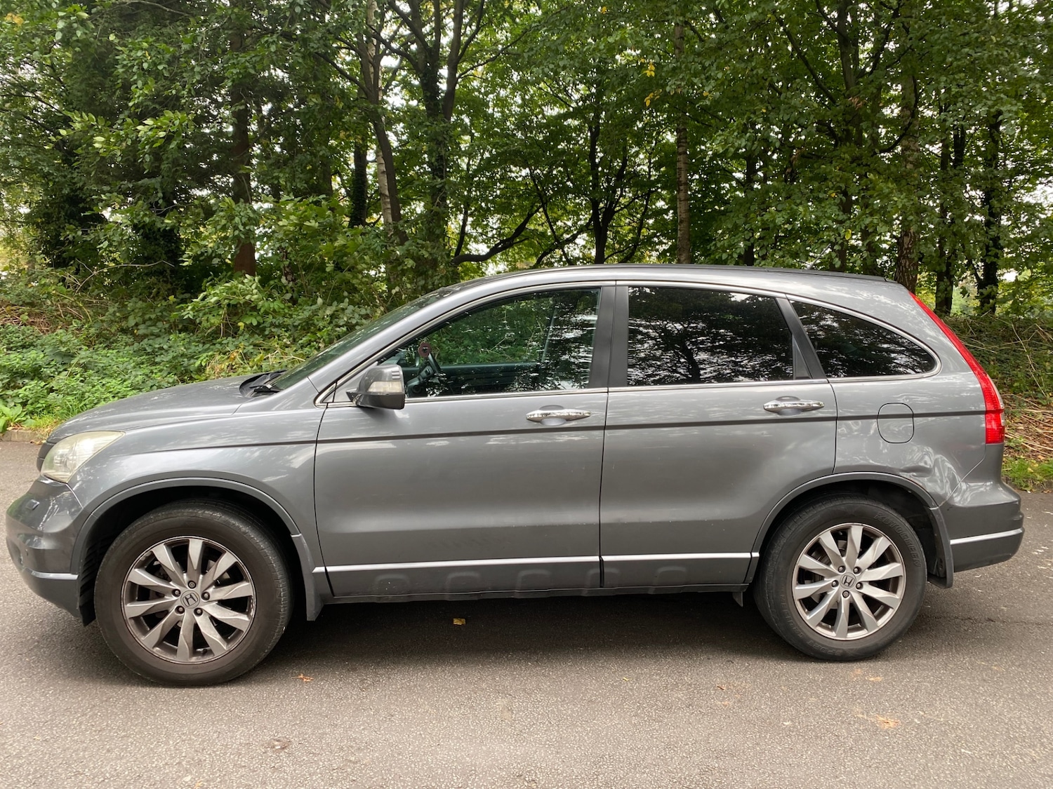 Used Honda CR-V 2010 for sale - 78018530: Photo 2