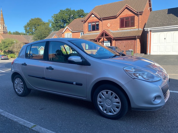 Used Renault Clio 2009 for sale - 73849046: Photo 5