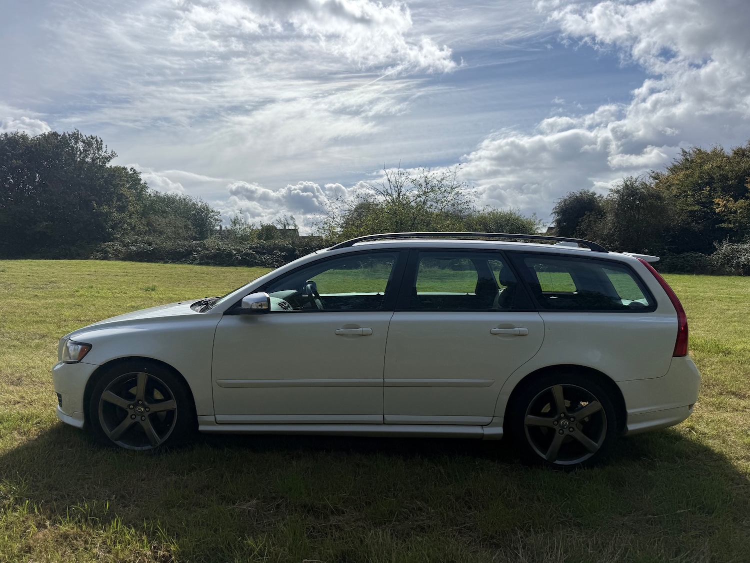 Used Volvo V50 2009 for sale - 76946922: Photo 4