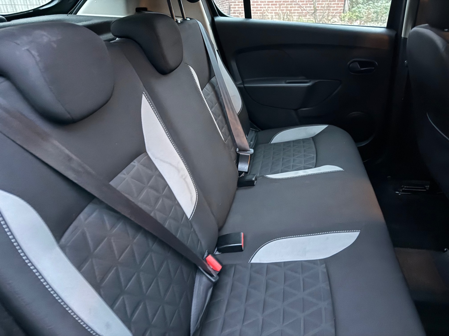 Used Dacia Sandero Stepway 2013 for sale - 77409660: Photo 7