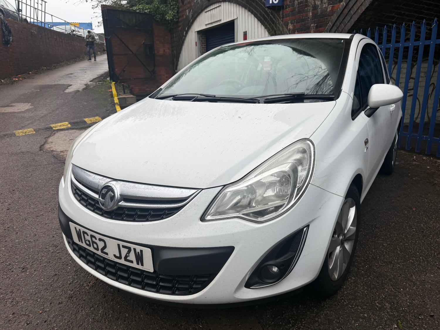 Used Vauxhall Corsa 2012 for sale - 77179086: Photo 1