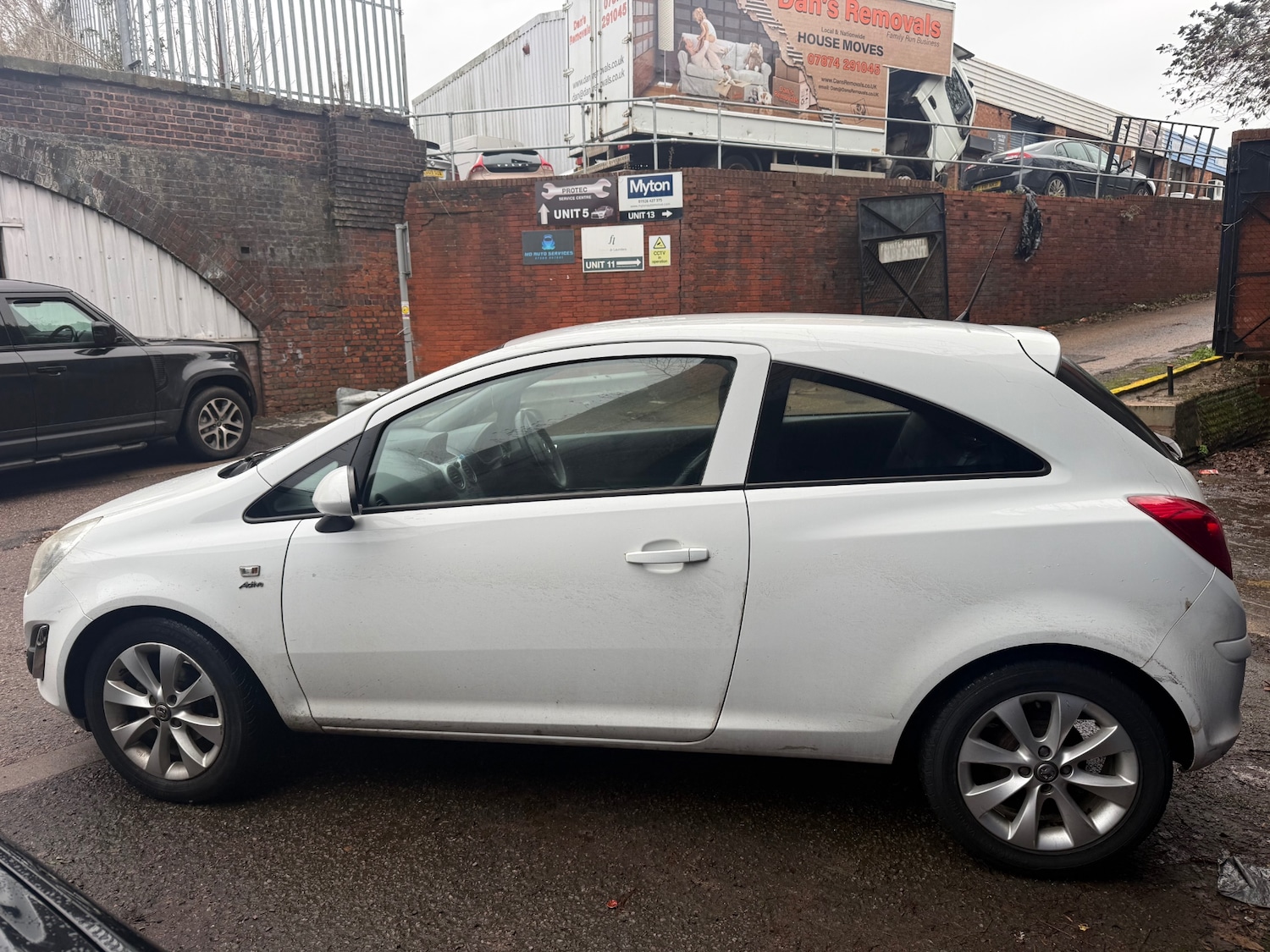 Used Vauxhall Corsa 2012 for sale - 77179086: Photo 5
