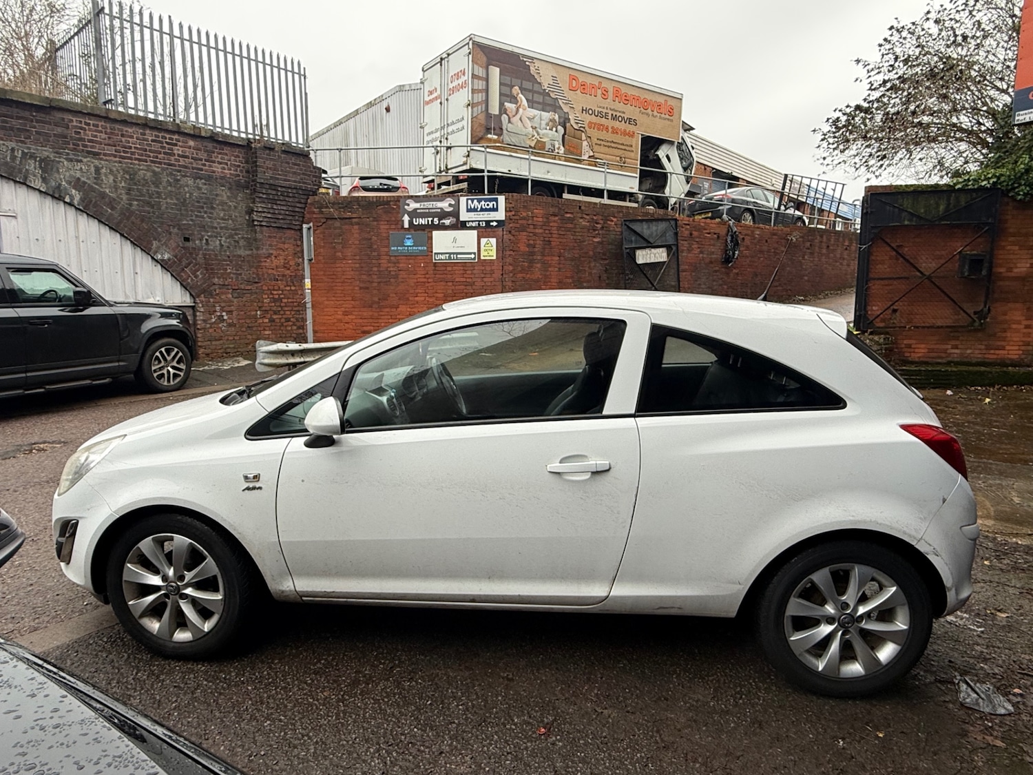 Used Vauxhall Corsa 2012 for sale - 77179086: Photo 6