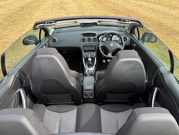 Used Peugeot 308 2010 for sale - 76516114: Photo