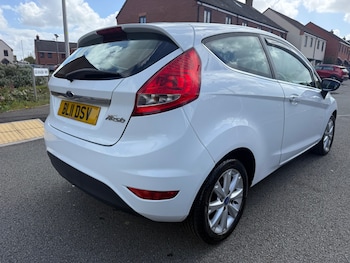 Used Ford Fiesta 2011 for sale - 78229765: Photo