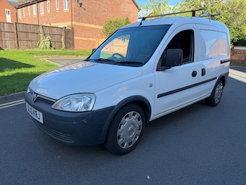 Used Vauxhall Combo 2010 for sale - 76191715: Photo