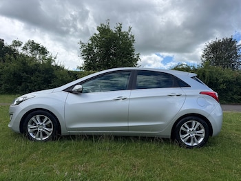 Used Hyundai i30 2014 for sale - 78838497: Photo