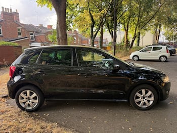 Used Volkswagen Polo 2013 for sale - 79731271: Photo