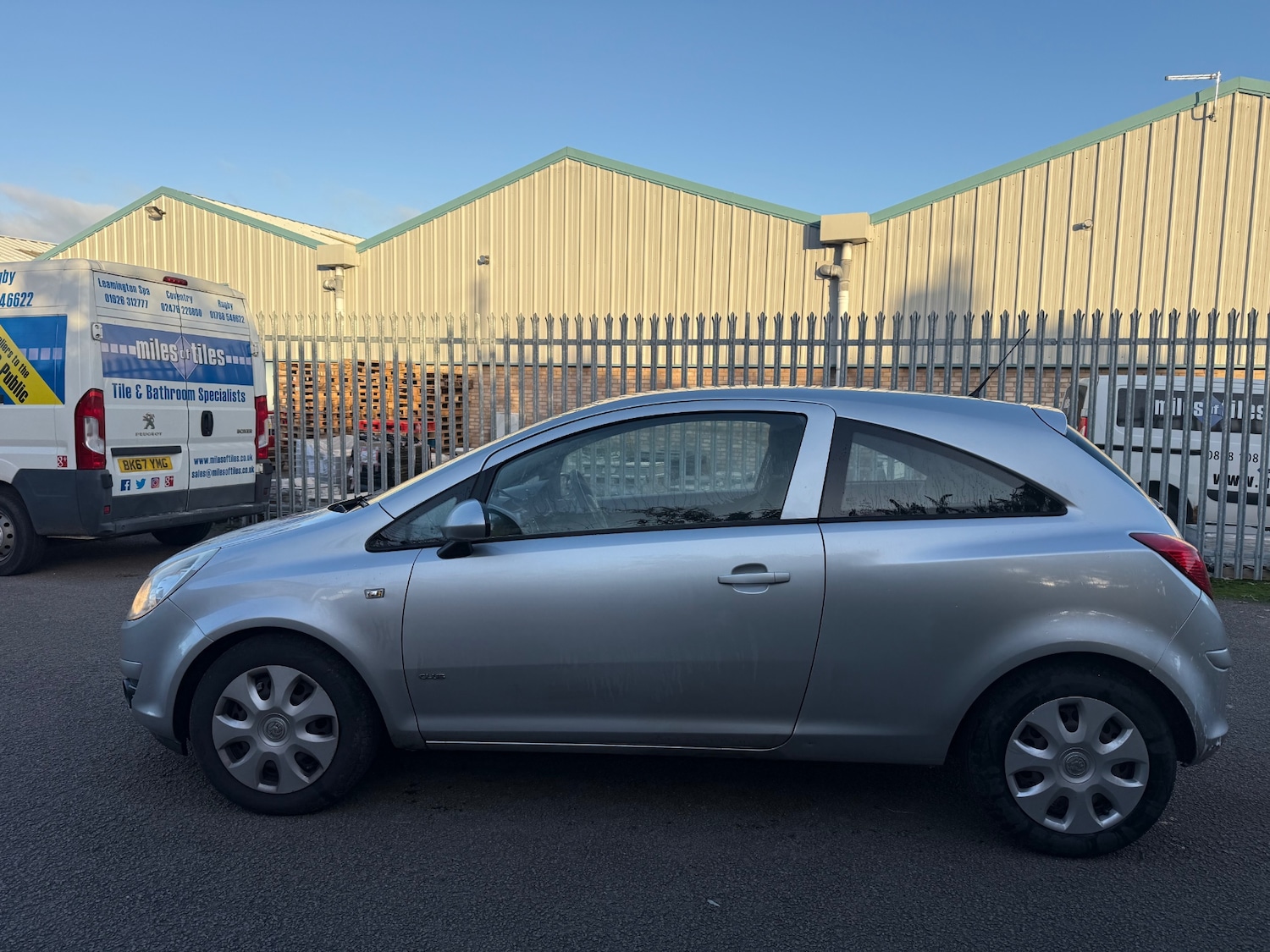 Used Vauxhall Corsa 2009 for sale - 76603335: Photo 5