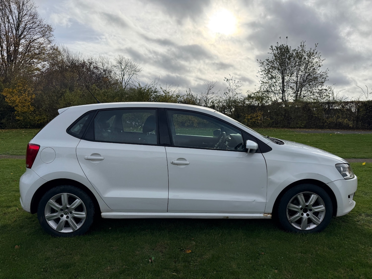 Used Volkswagen Polo 2011 for sale - 76460936: Photo 5
