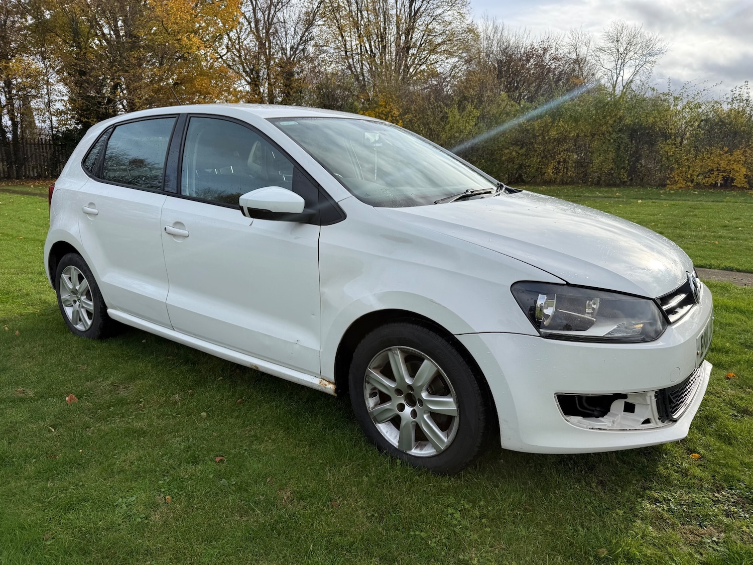 Used Volkswagen Polo 2011 for sale - 76460936: Photo 6