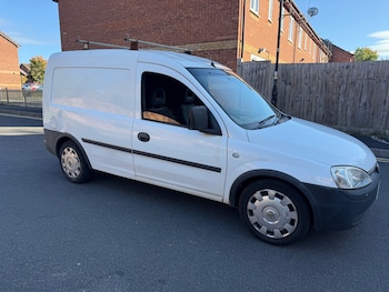 Used Vauxhall Combo 2010 for sale - 77930609: Photo