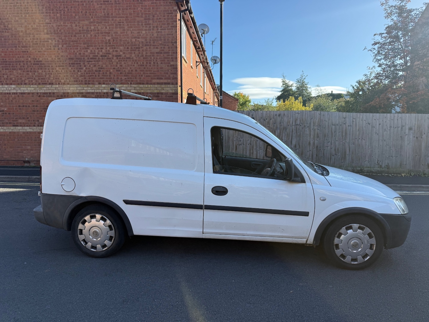 Used Vauxhall Combo 2010 for sale - 77930609: Photo 6