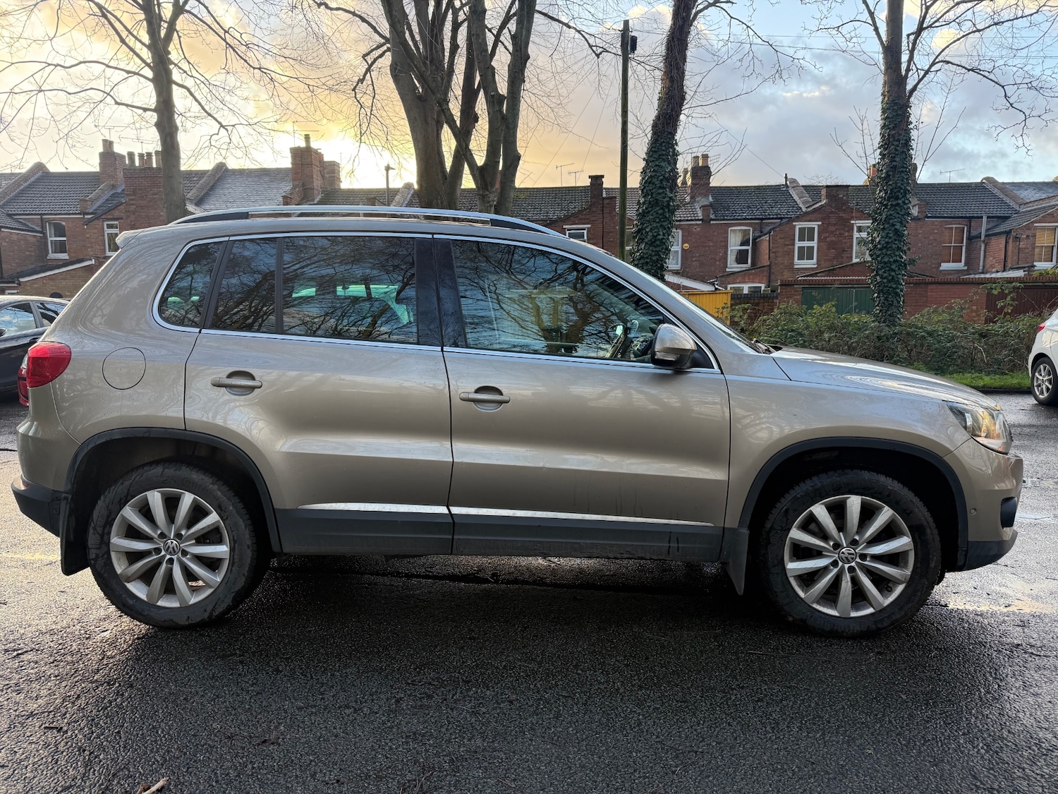 Used Volkswagen Tiguan 2014 for sale - 77632594: Photo 2