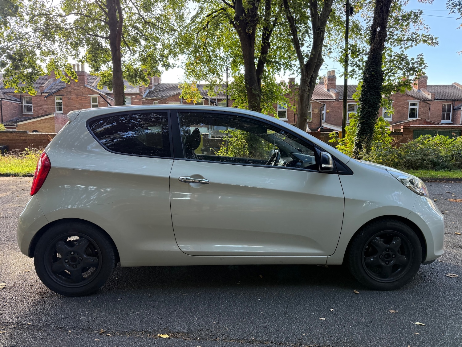 Used Kia Picanto 2012 for sale - 76141988: Photo 2