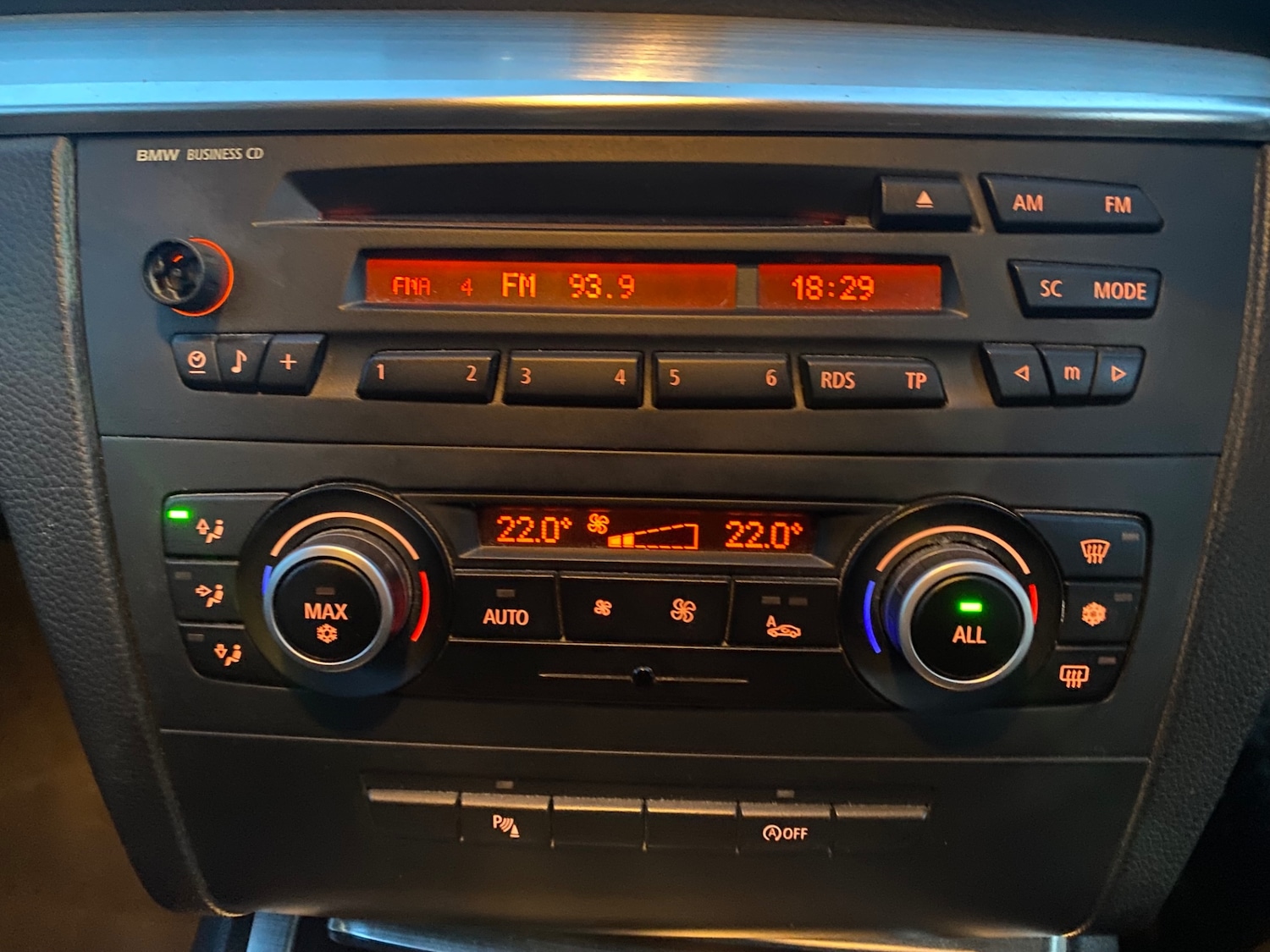 Used BMW 1 Series 2010 for sale - 78018579: Photo 10