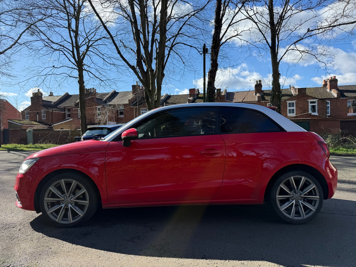 Used Audi A1 2010 for sale - 77930597: Photo 3