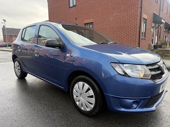 2015 (15) - 1.2 16V Ambiance 5dr