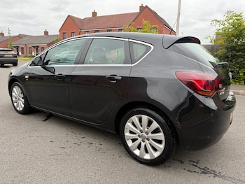 Used Vauxhall Astra 2012 for sale - 78210029: Photo