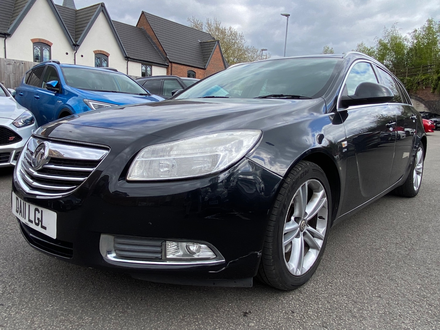 Used Vauxhall Insignia 2011 for sale - 77374080: Photo 2