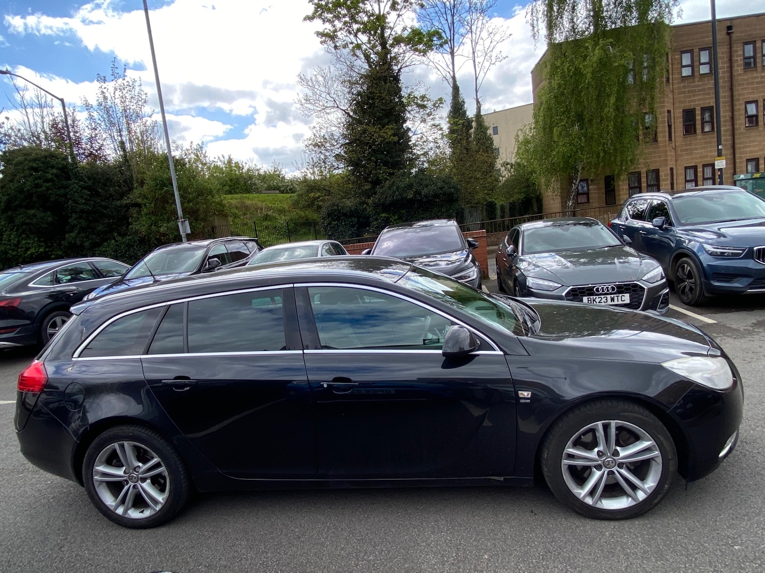 Used Vauxhall Insignia 2011 for sale - 77374080: Photo 4