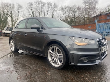Used Audi A1 2013 for sale - 76877655: Photo