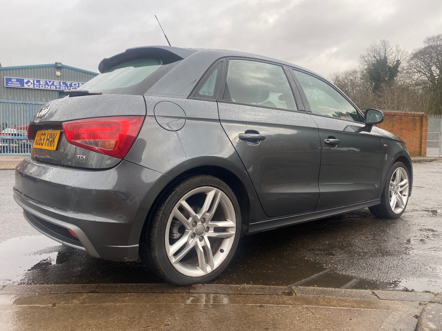 Used Audi A1 2013 for sale - 76877655: Photo 3