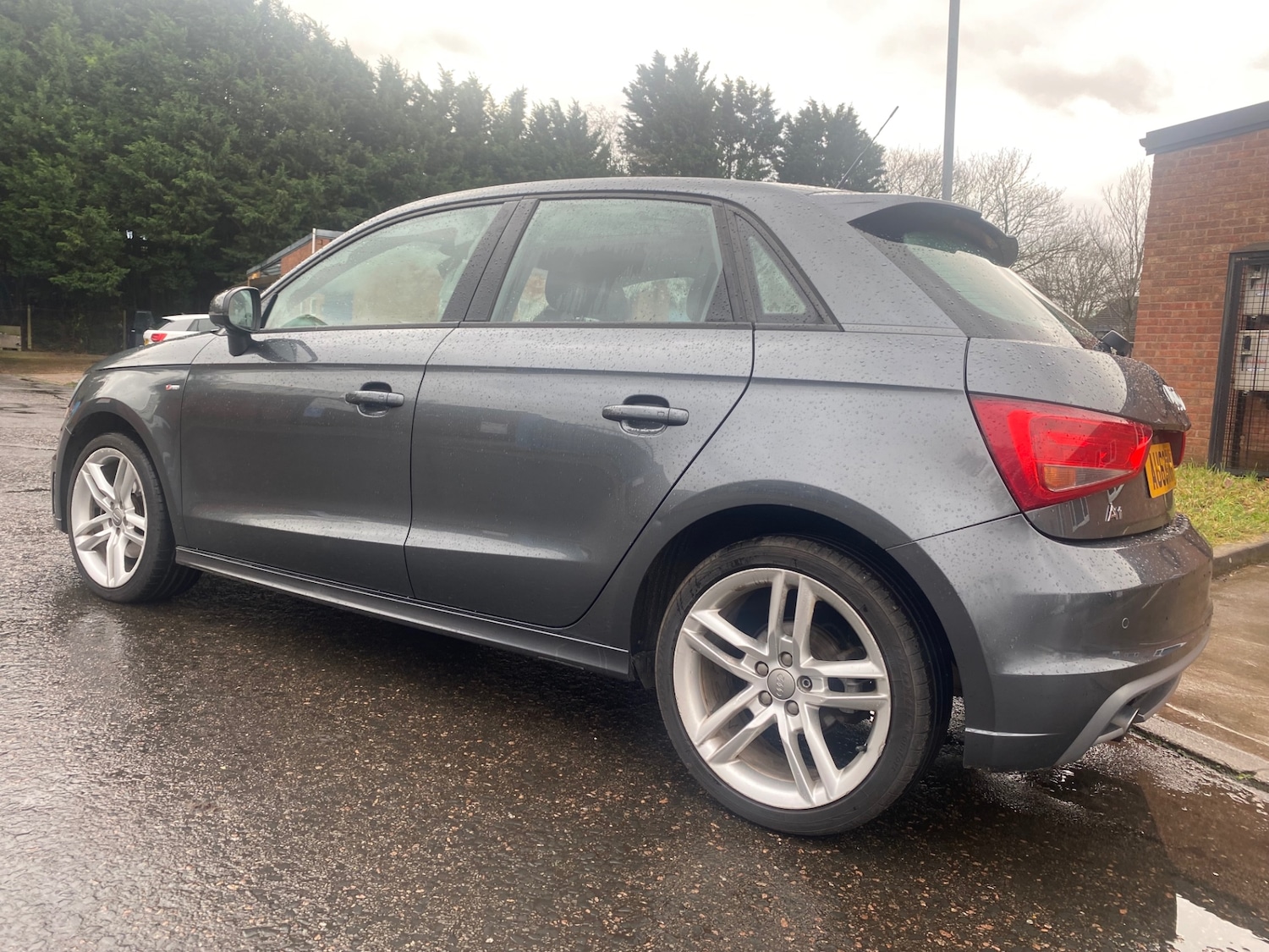 Used Audi A1 2013 for sale - 76877655: Photo 4