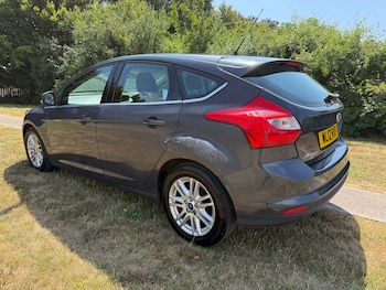 Used Ford Focus 2012 for sale - 79271420: Photo