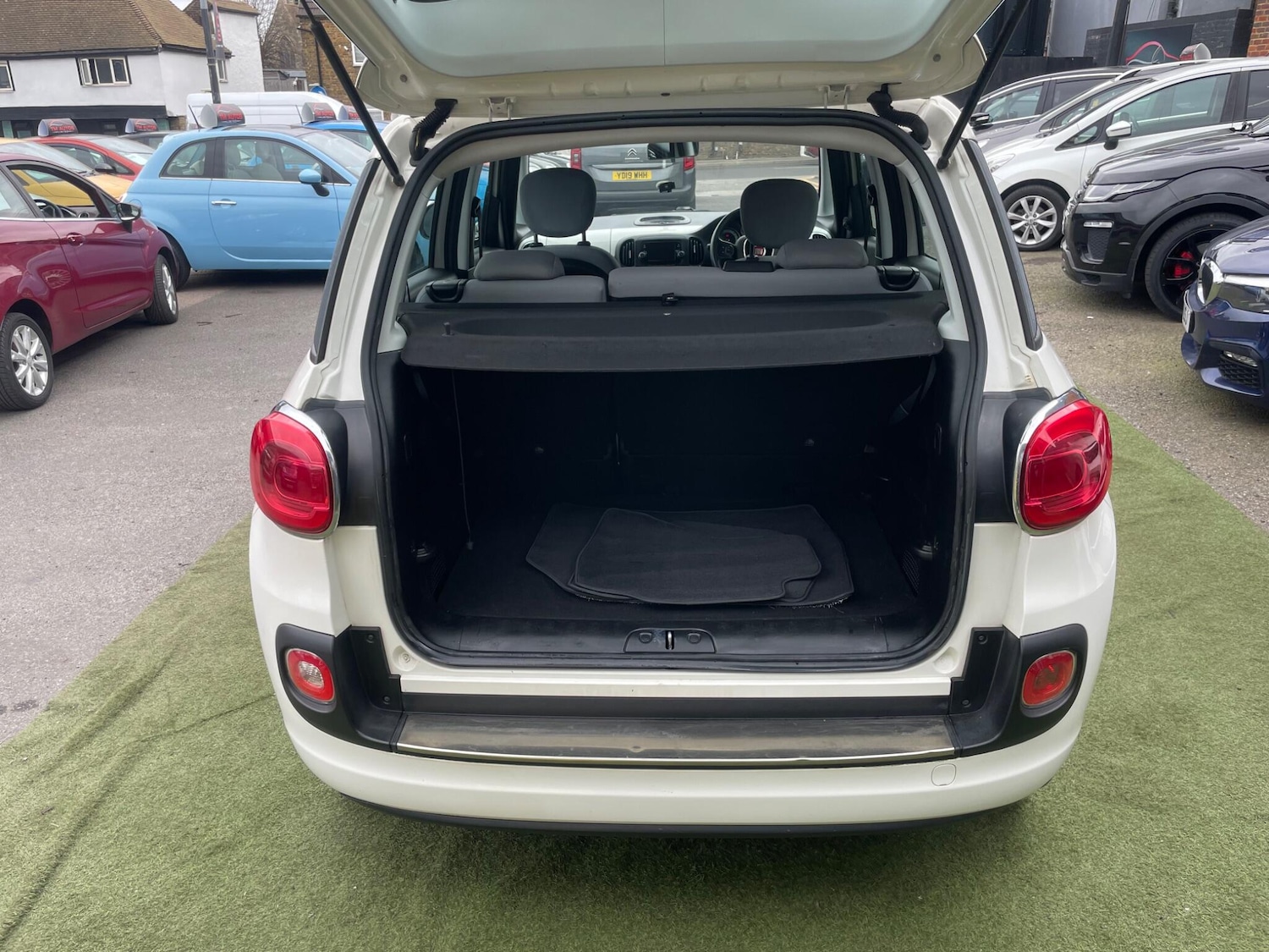 Used Fiat 500L 2014 for sale - 78092270: Photo 8
