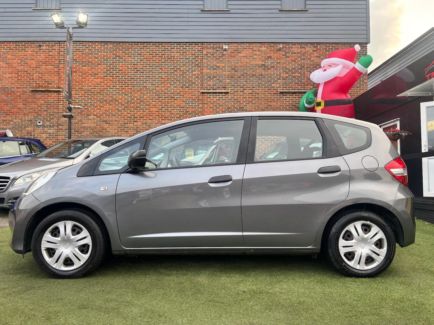 Used Honda Jazz 2011 for sale - 77088728: Photo 9