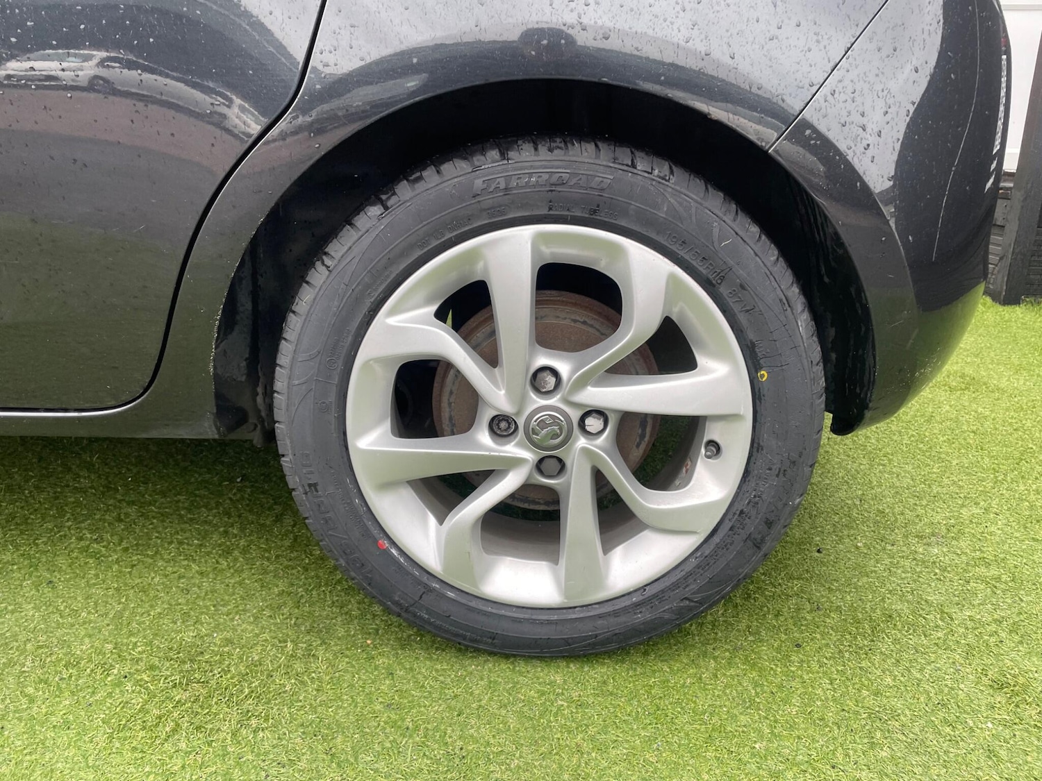 Used Vauxhall Corsa 2015 for sale - 77211715: Photo 11