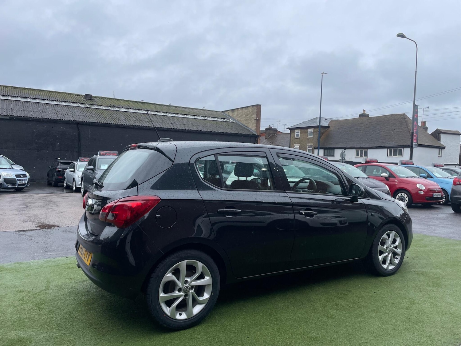 Used Vauxhall Corsa 2015 for sale - 77211715: Photo 3