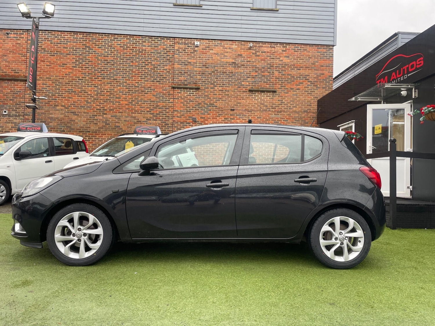 Used Vauxhall Corsa 2015 for sale - 77211715: Photo 8