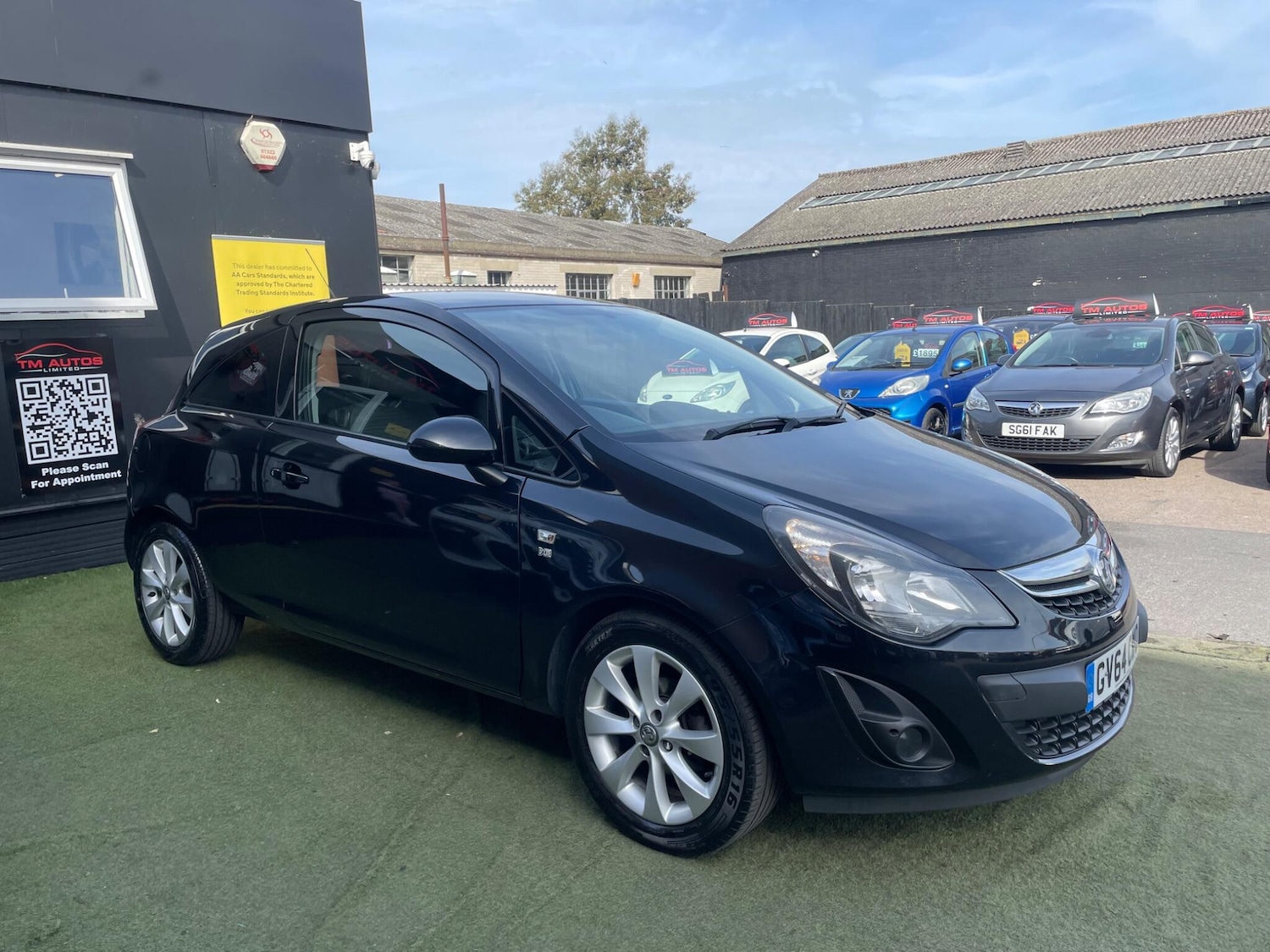 Used Vauxhall Corsa 2014 for sale - 78201530: Photo 2
