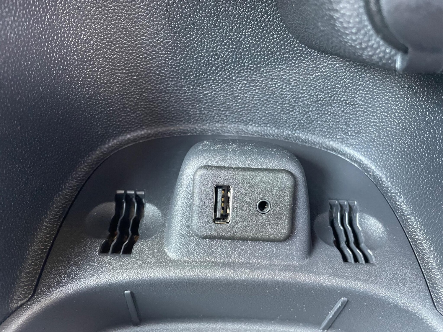 Used Vauxhall Corsa 2014 for sale - 78201530: Photo 24