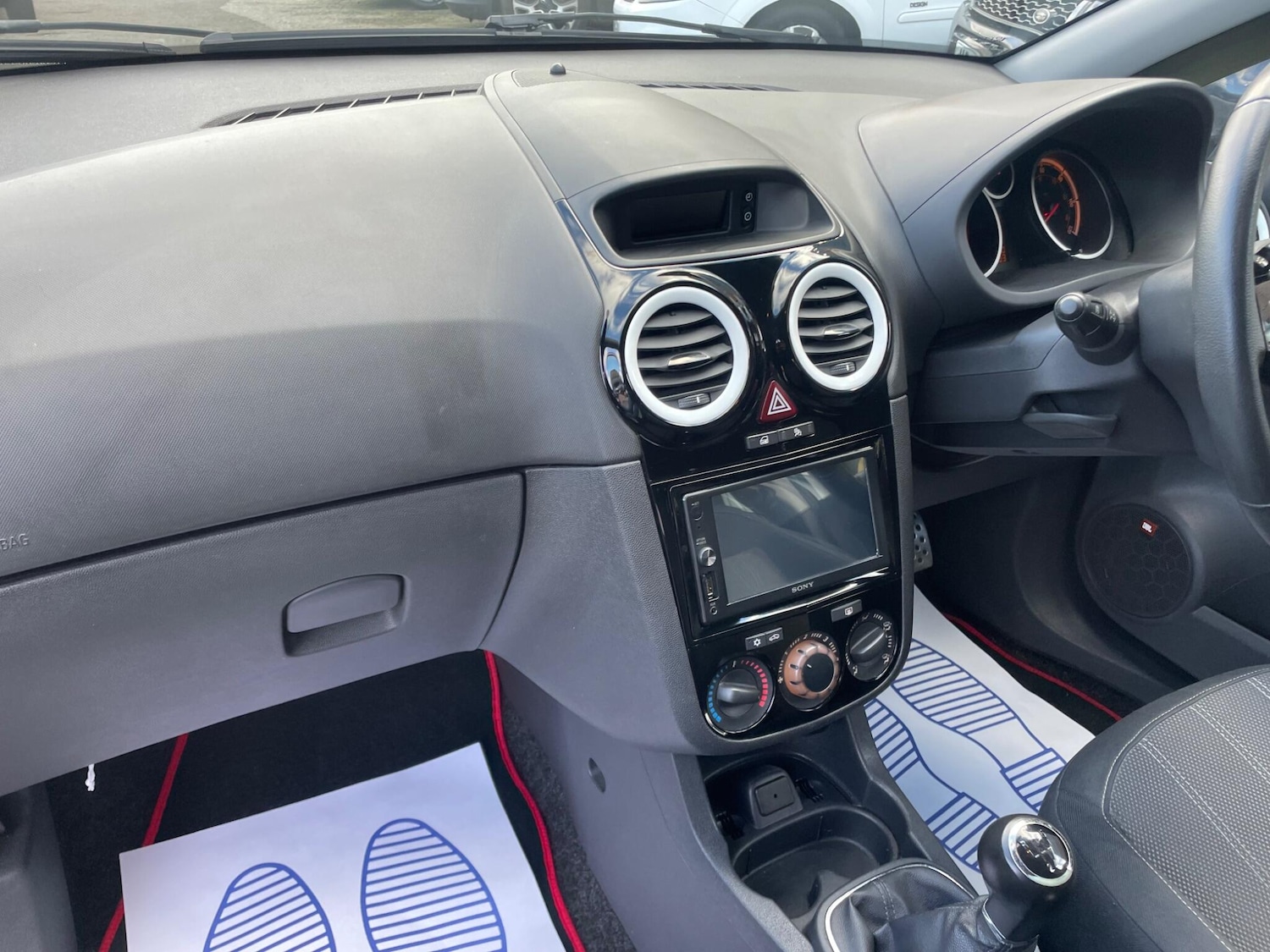 Used Vauxhall Corsa 2013 for sale - 77555405: Photo 16