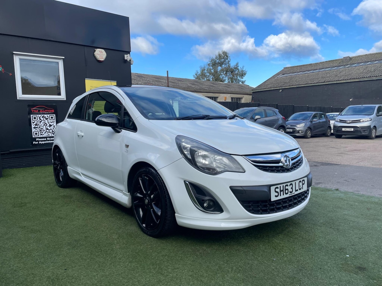 Used Vauxhall Corsa 2013 for sale - 77555405: Photo 3