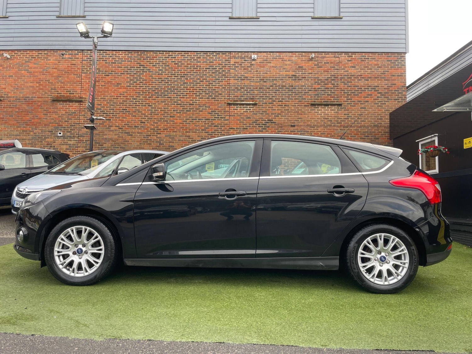 Used Ford Focus 2012 for sale - 76635083: Photo 4