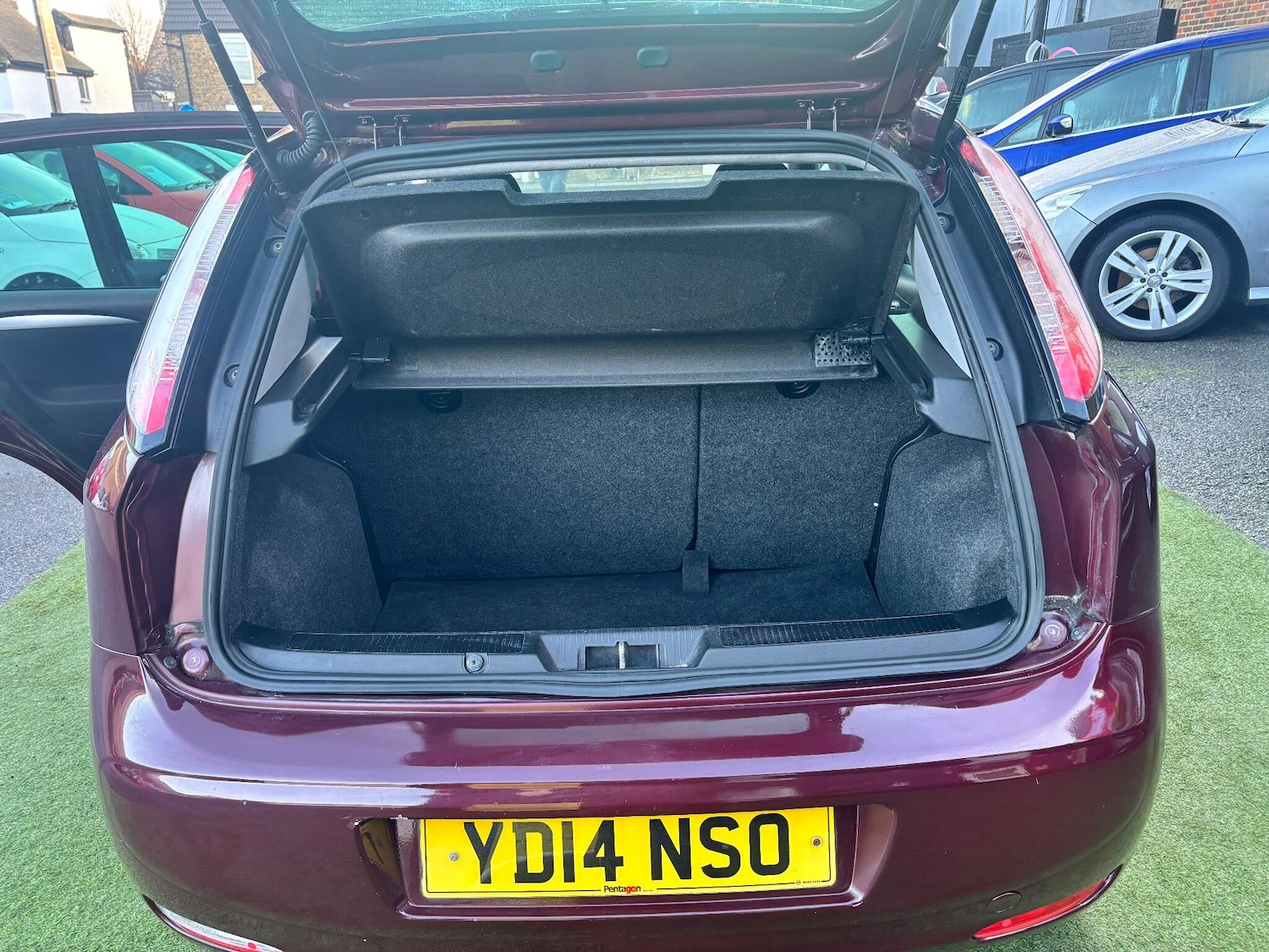 Used Fiat Punto 2014 for sale - 76905160: Photo 10