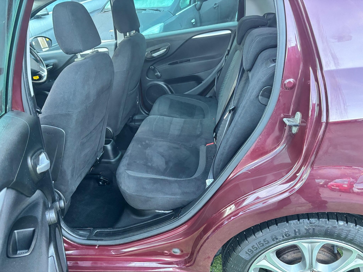 Used Fiat Punto 2014 for sale - 76905160: Photo 11