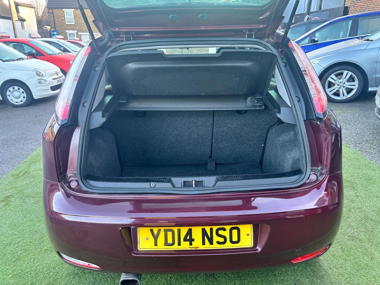 Used Fiat Punto 2014 for sale - 76905160: Photo 14