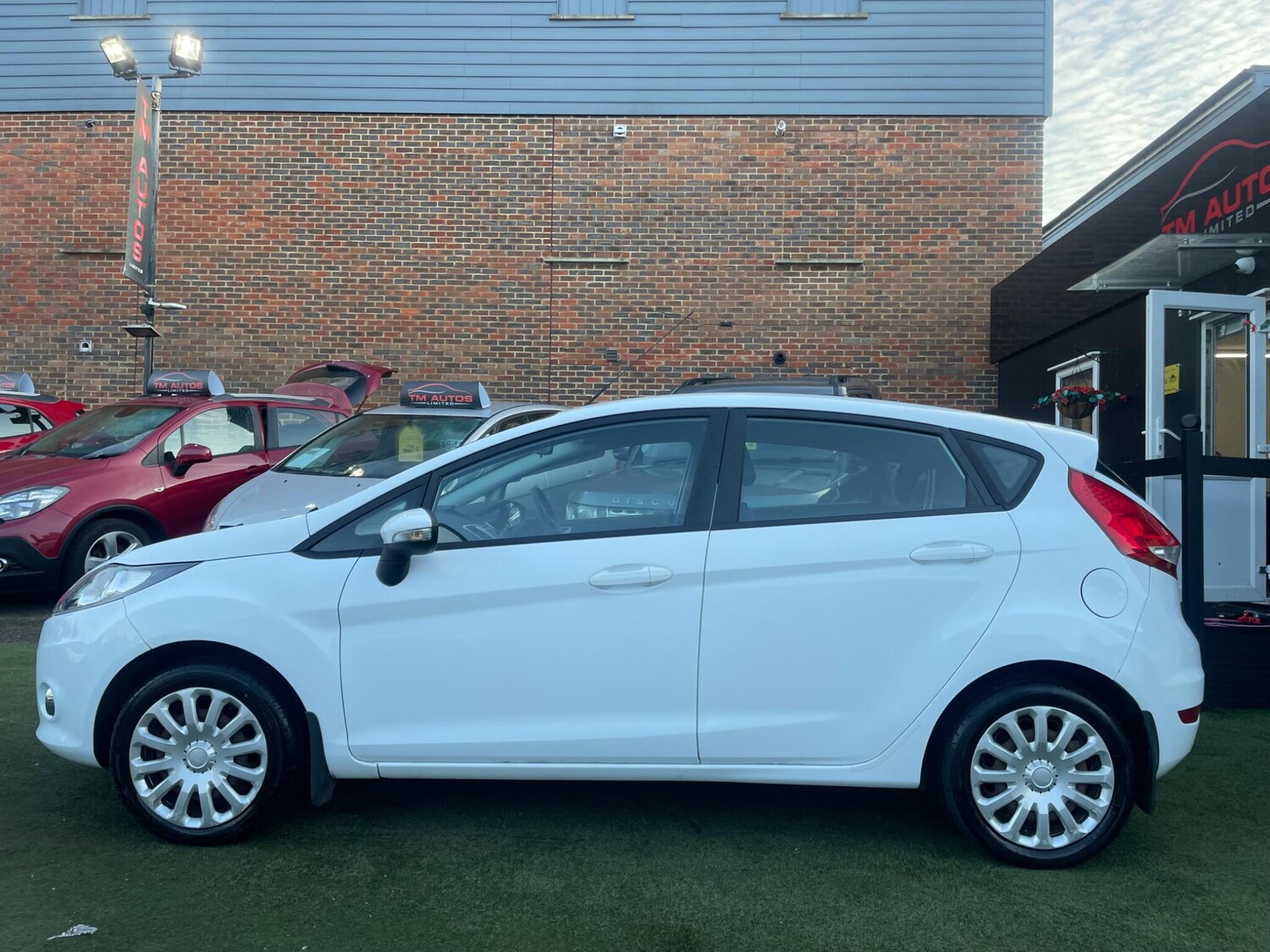 Used Ford Fiesta 2011 for sale - 77747417: Photo 9